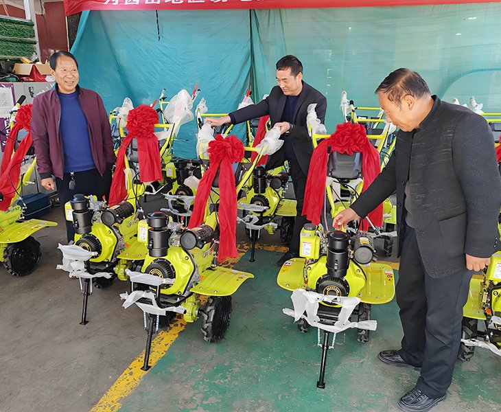 Effortless Farming: The Versatile Hand Tractor for All Ages